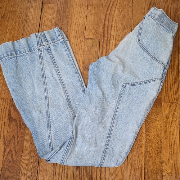 REVICE Light Blue Jeans - Picture 1 of 10